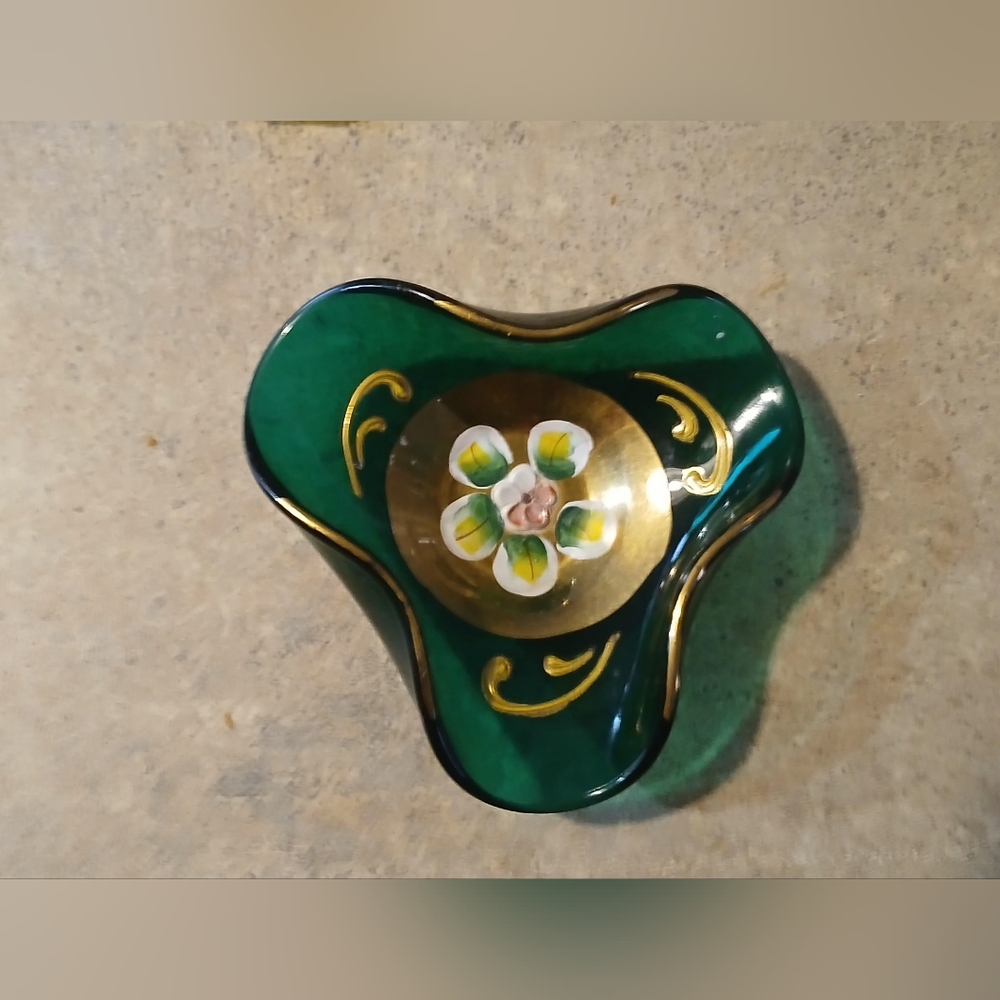 Vintsge Bohemian Art Glass Dish - Picture 8 of 11